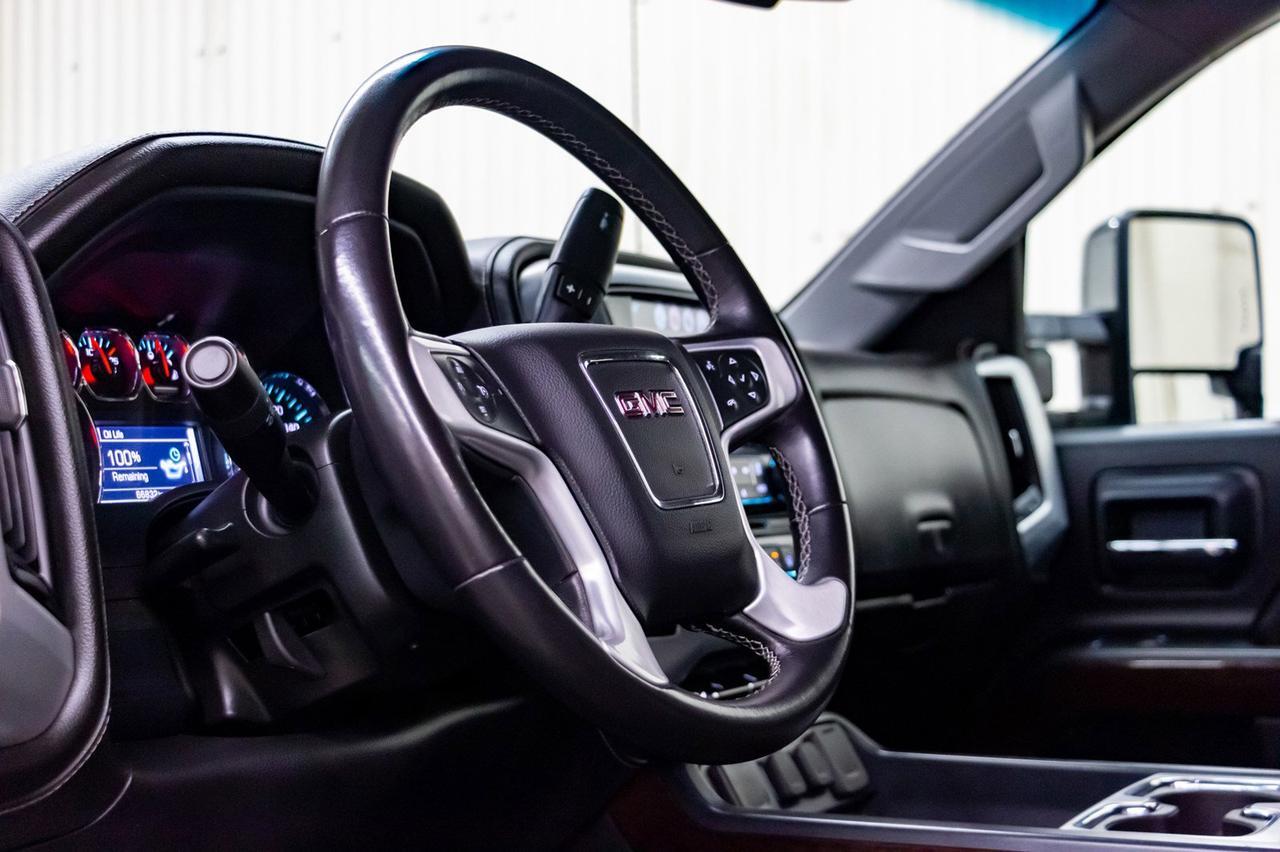 2018 GMC Sierra 2500HD 4x4 Crew Cab SLT Leather BCam Red Deer AB