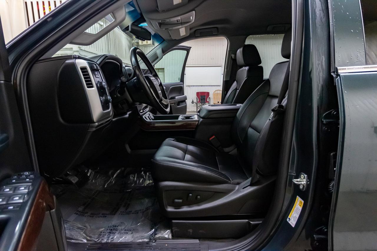 2018 GMC Sierra 2500HD 4x4 Crew Cab SLT Leather BCam Red Deer AB