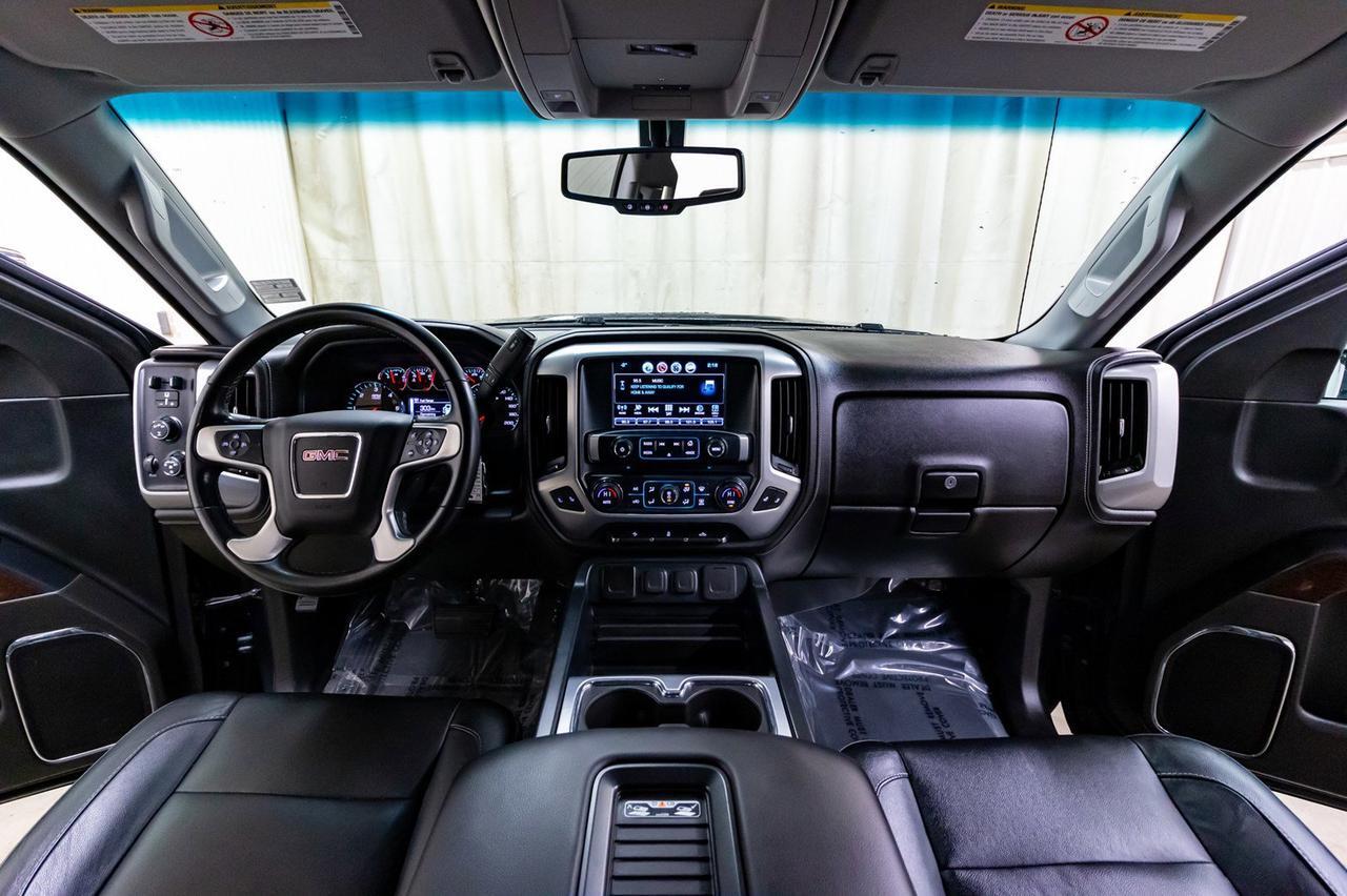 2018 GMC Sierra 2500HD 4x4 Crew Cab SLT Leather BCam Red Deer AB