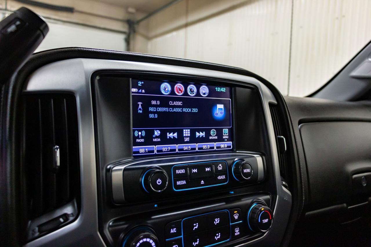 2018 GMC Sierra 2500HD 4x4 Reg Cab SLE Longbox BCam Red Deer AB