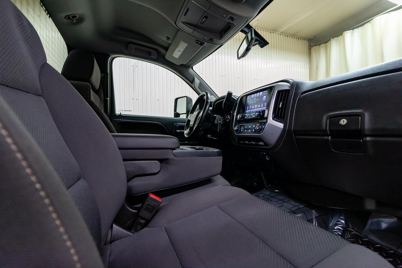 2018 GMC Sierra 2500HD 4x4 Reg Cab SLE Longbox BCam Red Deer AB