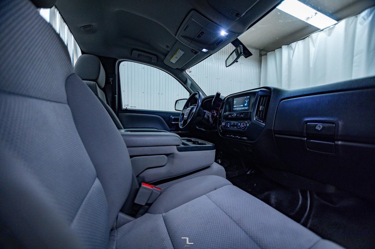 2018 GMC Sierra 2500HD 4x4 Reg Cab WT BCam Red Deer AB