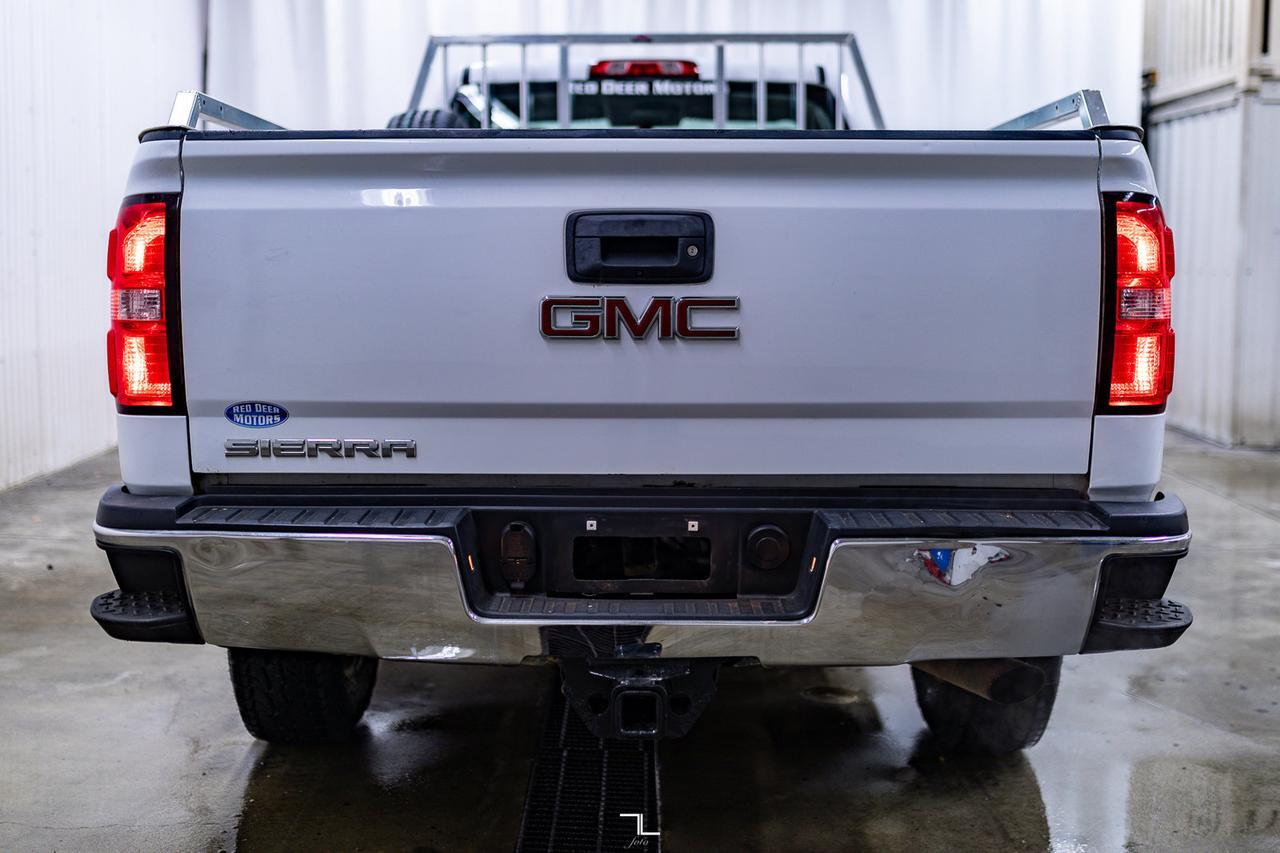 2018 GMC Sierra 2500HD 4x4 Reg Cab WT BCam Red Deer AB