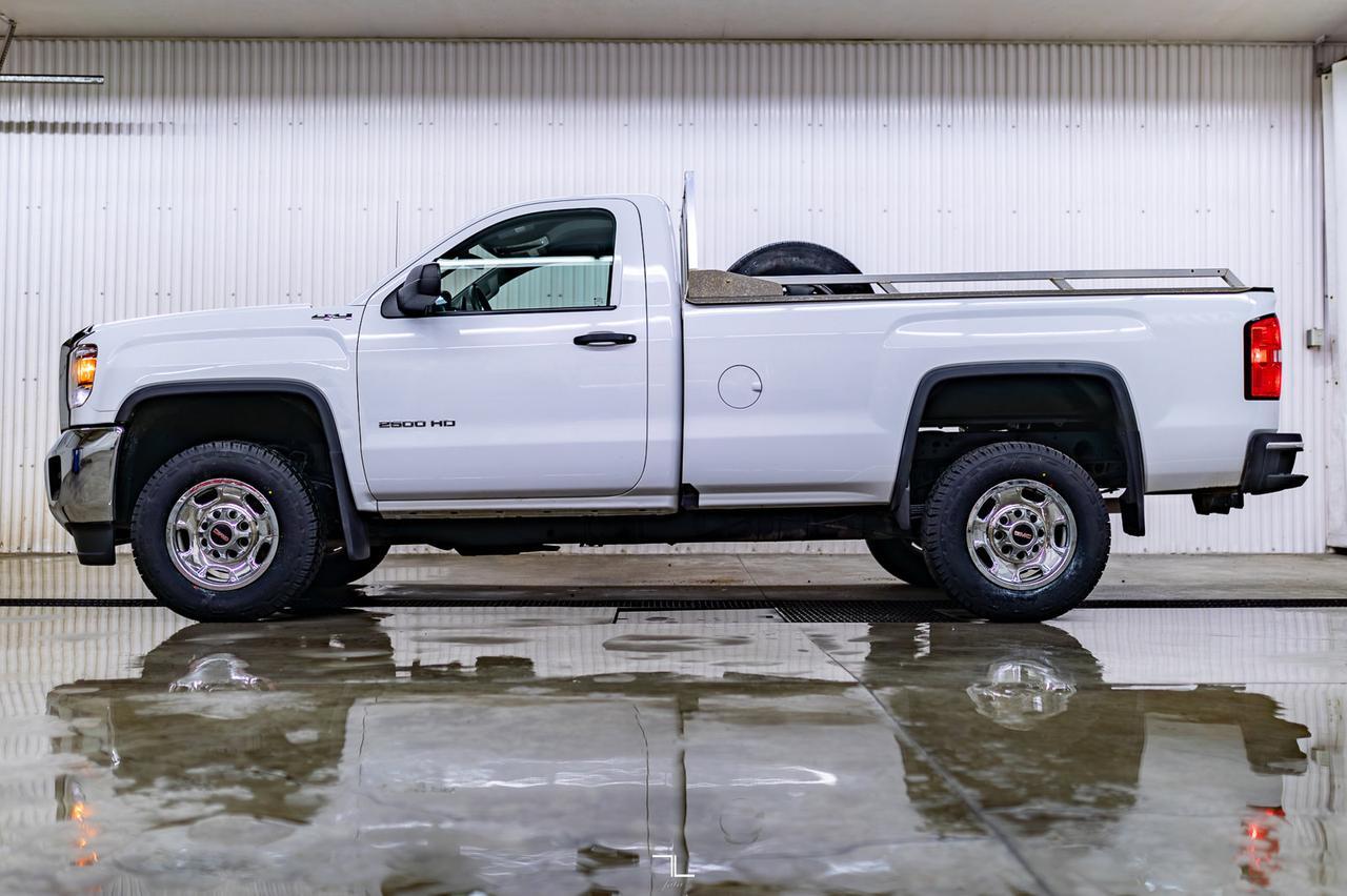 2018 GMC Sierra 2500HD 4x4 Reg Cab WT BCam Red Deer AB