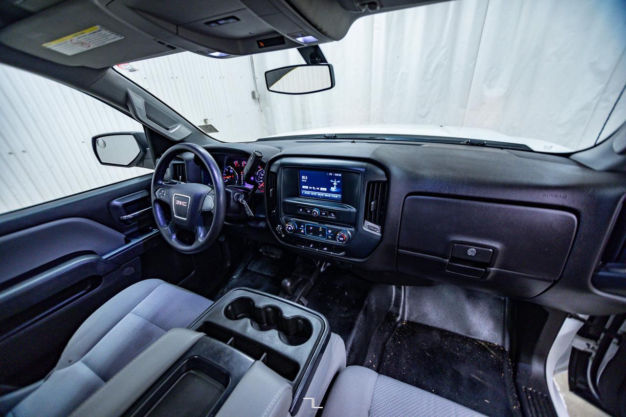 2018 GMC Sierra 2500HD 4x4 Reg Cab WT BCam Red Deer AB