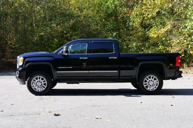 2018 GMC Sierra 2500HD Denali 4X4 / New Tires / ALLISON / Duramax Diesel! High Point NC