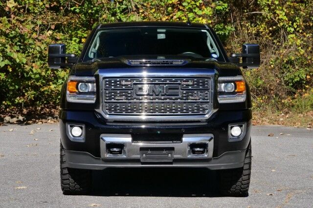 2018 GMC Sierra 2500HD Denali 4X4 / New Tires / ALLISON / Duramax Diesel! High Point NC
