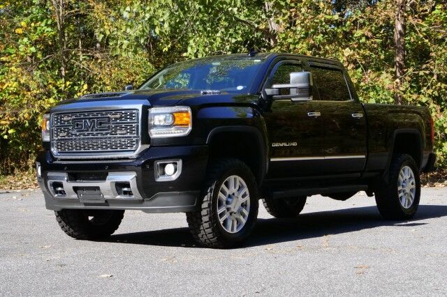 2018 GMC Sierra 2500HD Denali 4X4 / New Tires / ALLISON / Duramax Diesel! High Point NC