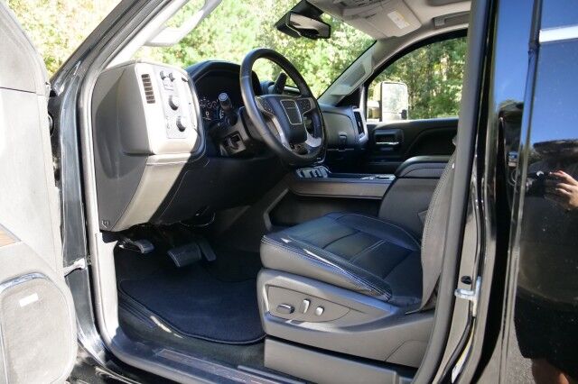 2018 GMC Sierra 2500HD Denali 4X4 / New Tires / ALLISON / Duramax Diesel! High Point NC