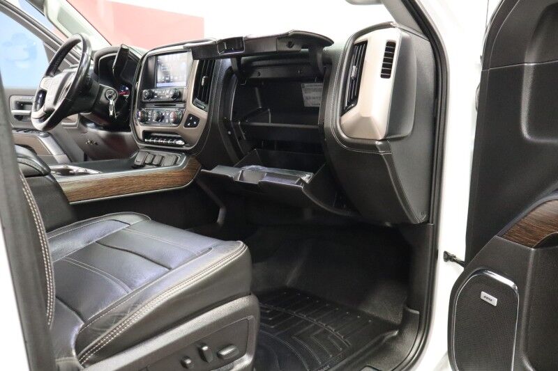 2018 GMC Sierra 2500HD Denali 6.6L Duramax Diesel Cognito Fox Shocks 35in Nitto Tires Arlington TX