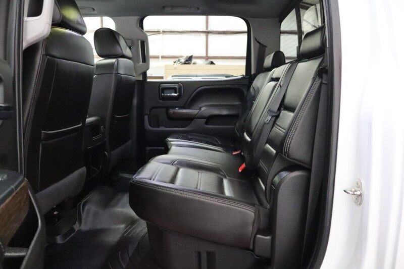 2018 GMC Sierra 2500HD Denali 6.6L Duramax Diesel Cognito Fox Shocks 35in Nitto Tires Arlington TX