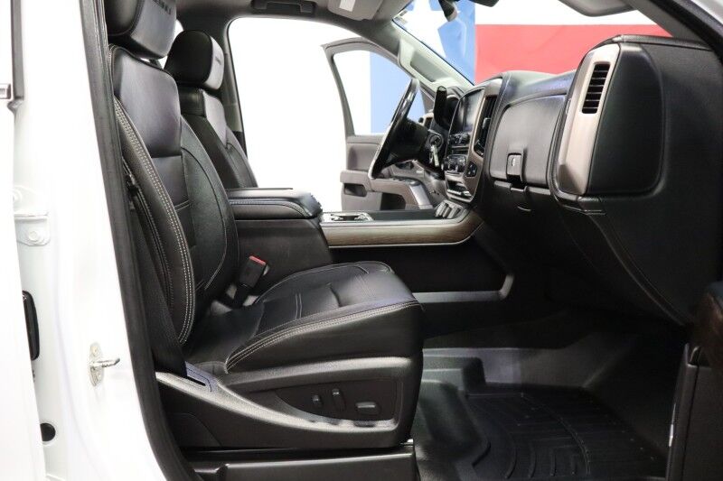 2018 GMC Sierra 2500HD Denali 6.6L Duramax Diesel Cognito Fox Shocks 35in Nitto Tires Arlington TX