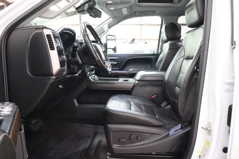 2018 GMC Sierra 2500HD Denali 6.6L Duramax Diesel Cognito Fox Shocks 35in Nitto Tires Arlington TX