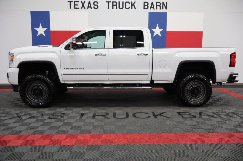 2018 GMC Sierra 2500HD Denali 6.6L Duramax Diesel Cognito Fox Shocks 35in Nitto Tires