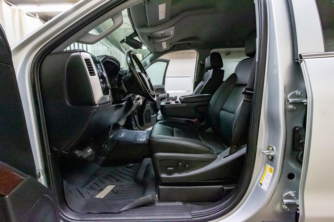 2018 GMC Sierra 2500HD SLE Red Deer AB