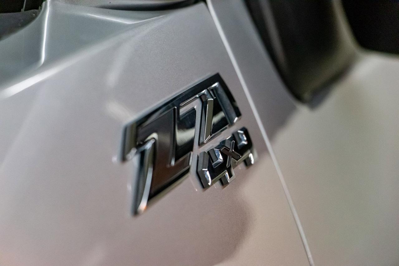 2018 GMC Sierra 2500HD SLE Red Deer AB