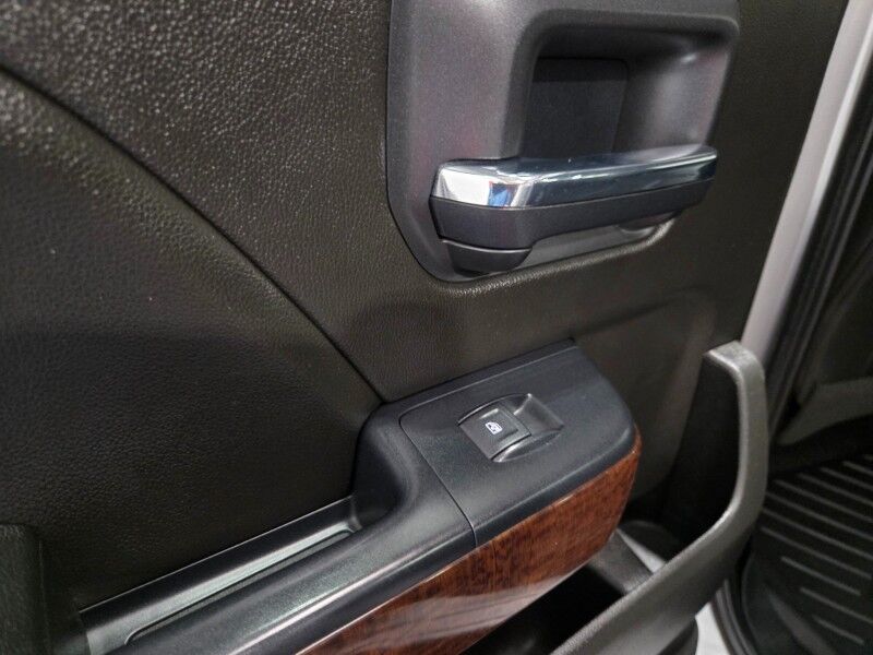 2018 GMC Sierra 2500HD SLT 6.0L V8 Gas GPS NAV Backup Camera Toolbox FREE WARRANTY Arlington TX