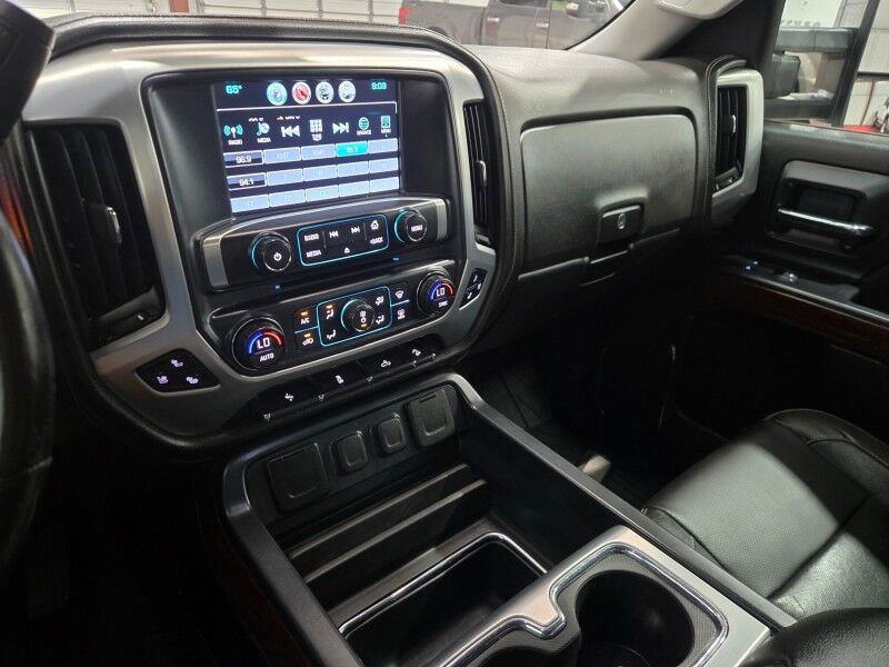 2018 GMC Sierra 2500HD SLT 6.0L V8 Gas GPS NAV Backup Camera Toolbox FREE WARRANTY Arlington TX