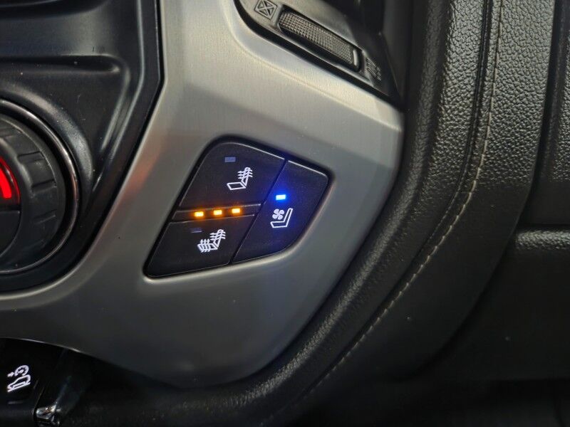 2018 GMC Sierra 2500HD SLT 6.0L V8 Gas GPS NAV Backup Camera Toolbox FREE WARRANTY Arlington TX