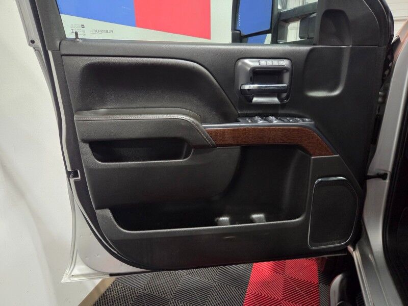 2018 GMC Sierra 2500HD SLT 6.0L V8 Gas GPS NAV Backup Camera Toolbox FREE WARRANTY Arlington TX