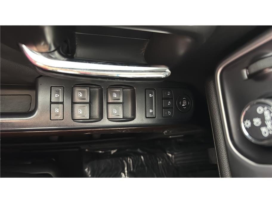 2018 GMC Sierra 3500 HD Crew Cab SLT Pickup 4D 6 1/2 ft Folsom CA