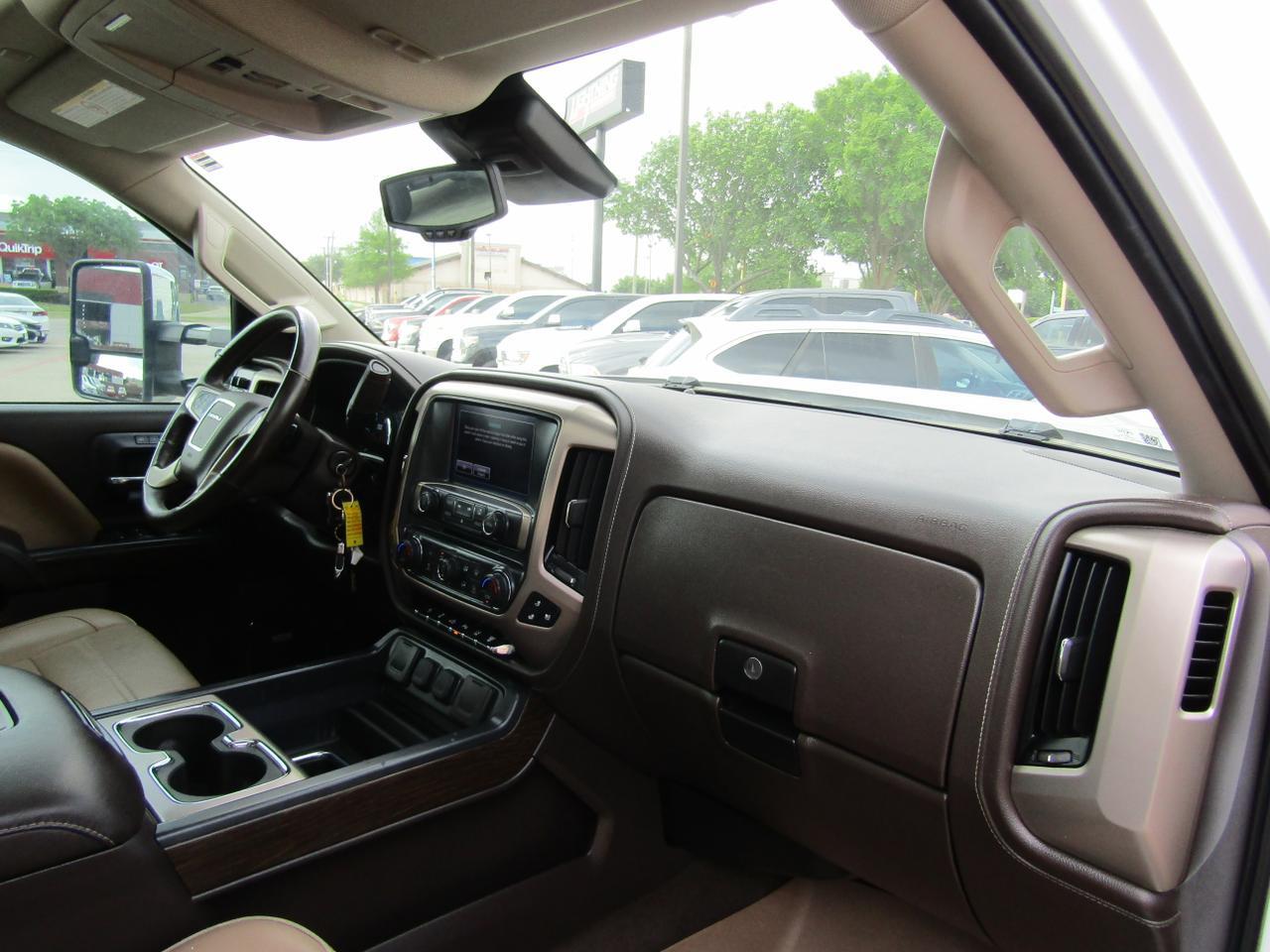 2018 GMC Sierra 3500HD 4WD Crew Cab 167.7 Denali Grand Prairie TX