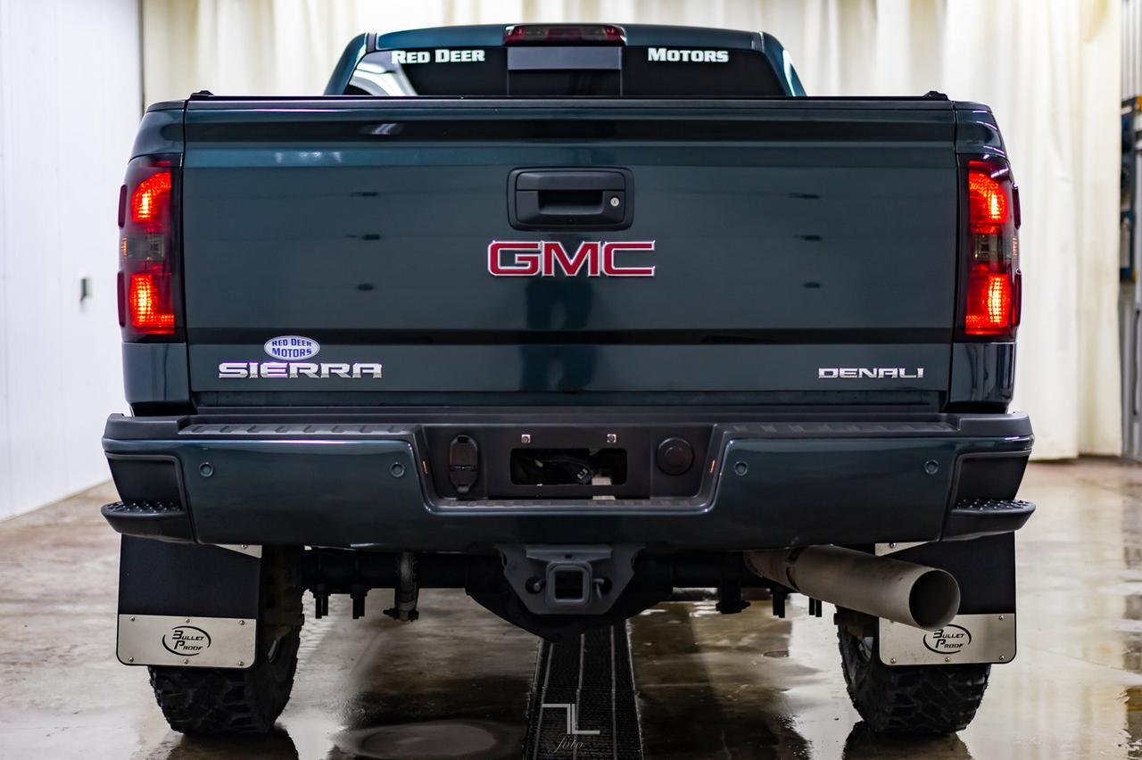 2018 GMC Sierra 3500HD 4x4 Crew Cab Denali Diesel 6&quot; Lift Red Deer AB