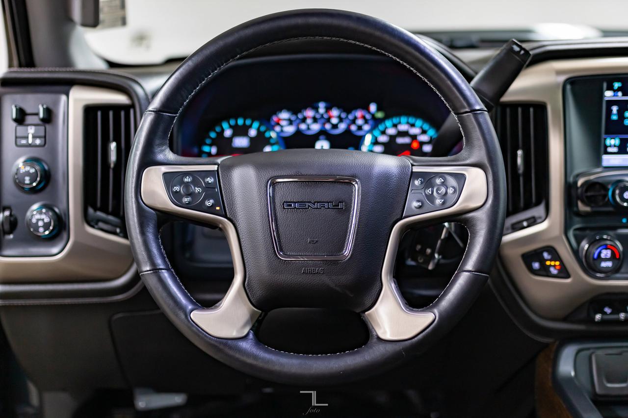 2018 GMC Sierra 3500HD 4x4 Crew Cab Denali Diesel 6&quot; Lift Red Deer AB