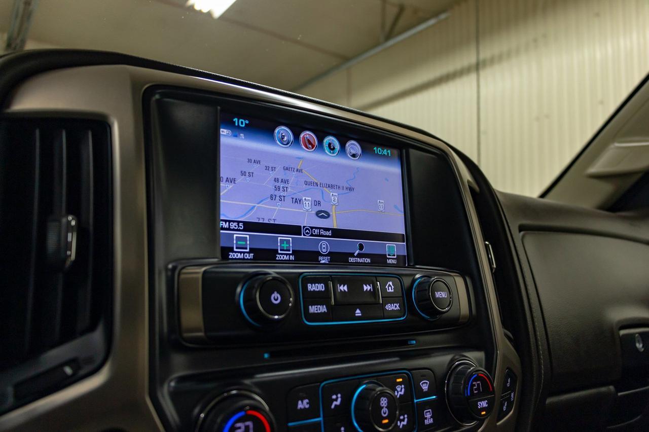 2018 GMC Sierra 3500HD 4x4 Crew Cab Denali Diesel Leather Roof Nav Red Deer AB