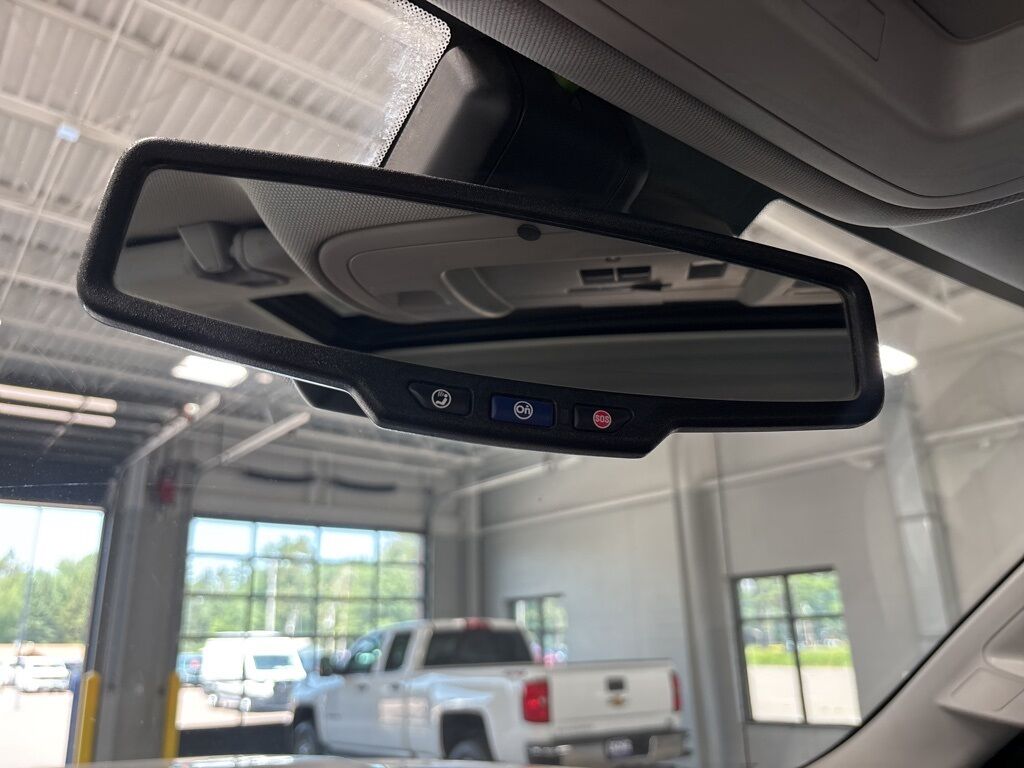 2018 GMC Sierra 3500HD 4x4 Crew Cab Denali SRW Minocqua WI