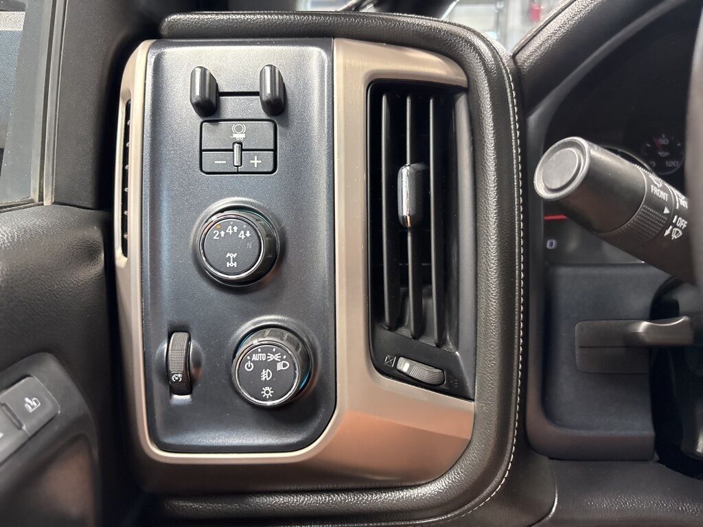 2018 GMC Sierra 3500HD 4x4 Crew Cab Denali SRW Minocqua WI