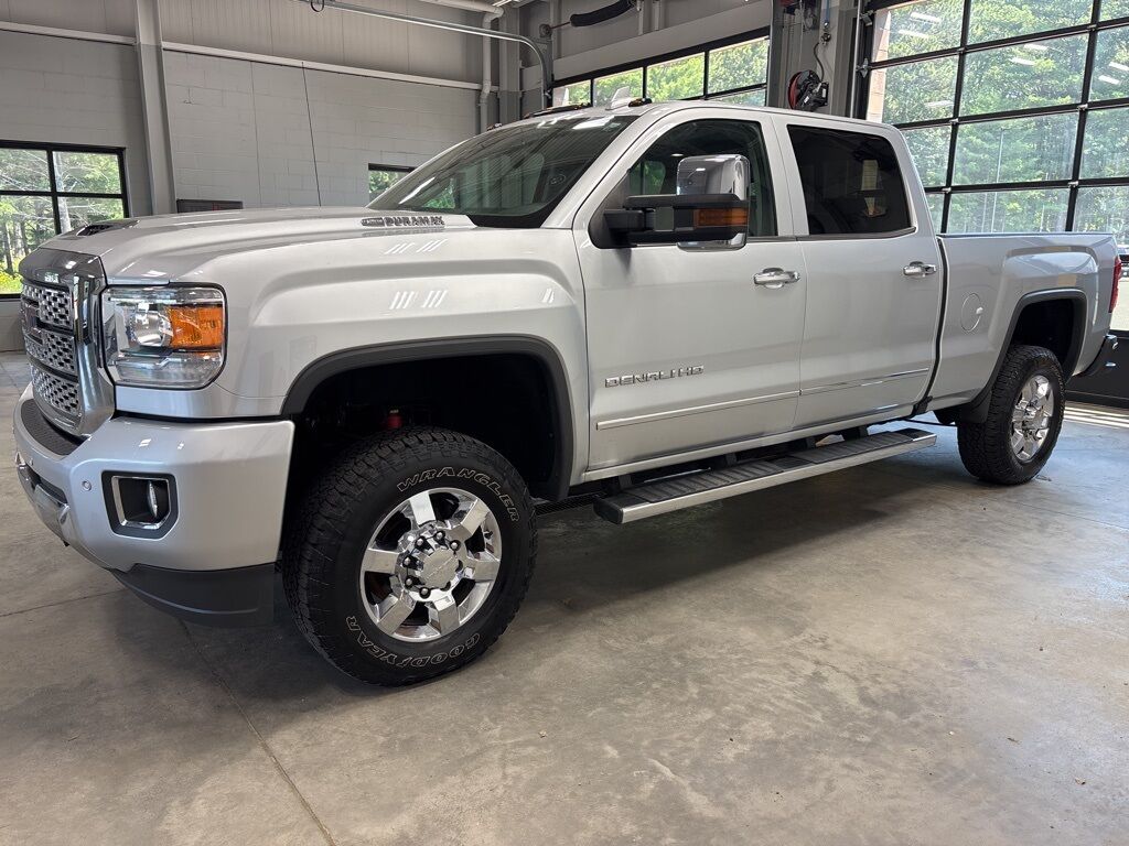 2018 GMC Sierra 3500HD 4x4 Crew Cab Denali SRW Minocqua WI
