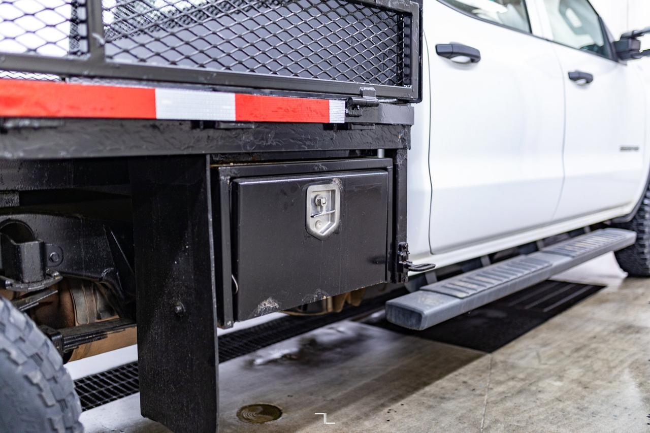 2018 GMC Sierra 3500HD 4x4 Crew Cab SLE Deck Red Deer AB