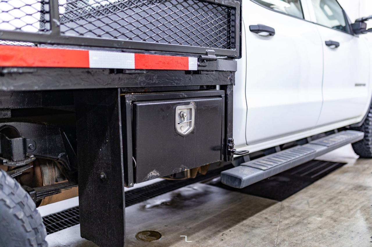 2018 GMC Sierra 3500HD 4x4 Crew Cab SLE Deck Red Deer AB