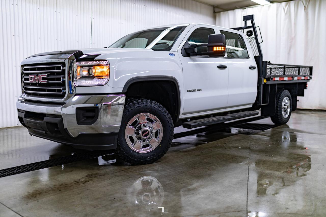 2018 GMC Sierra 3500HD 4x4 Crew Cab SLE Deck Red Deer AB