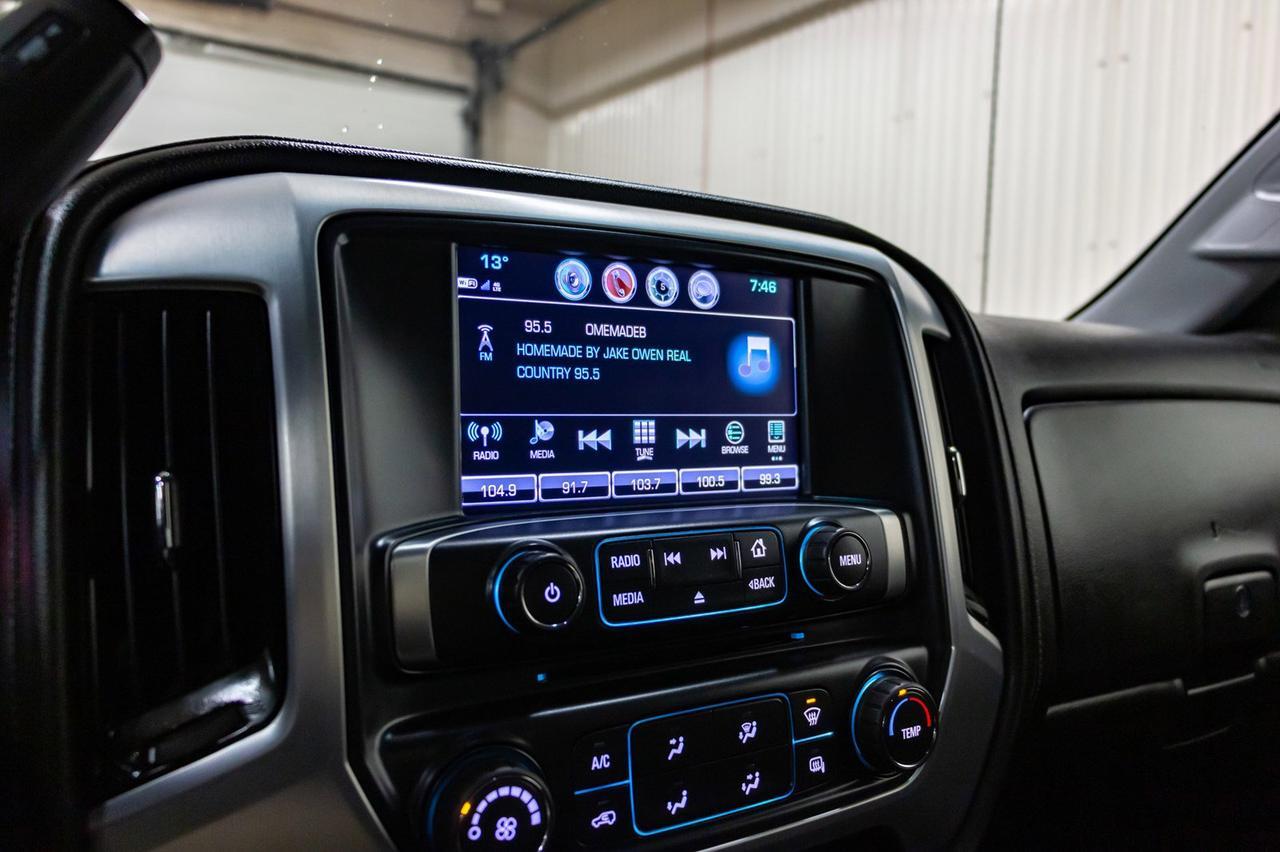 2018 GMC Sierra 3500HD 4x4 Crew Cab SLE Deck Red Deer AB