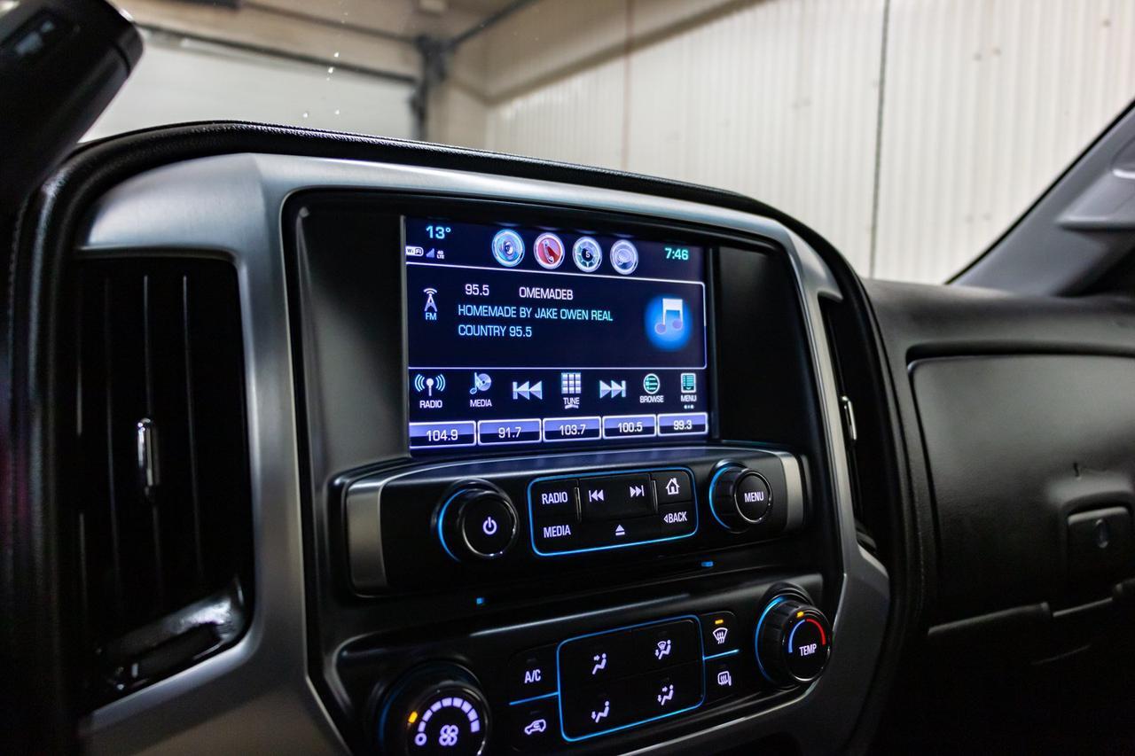 2018 GMC Sierra 3500HD 4x4 Crew Cab SLE Deck Red Deer AB