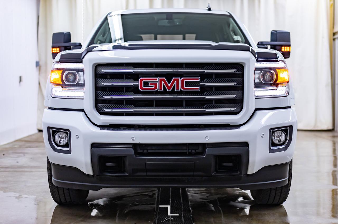 2018 GMC Sierra 3500HD 4x4 Crew Cab SLT All Terrain Leather Roof Nav Red Deer AB
