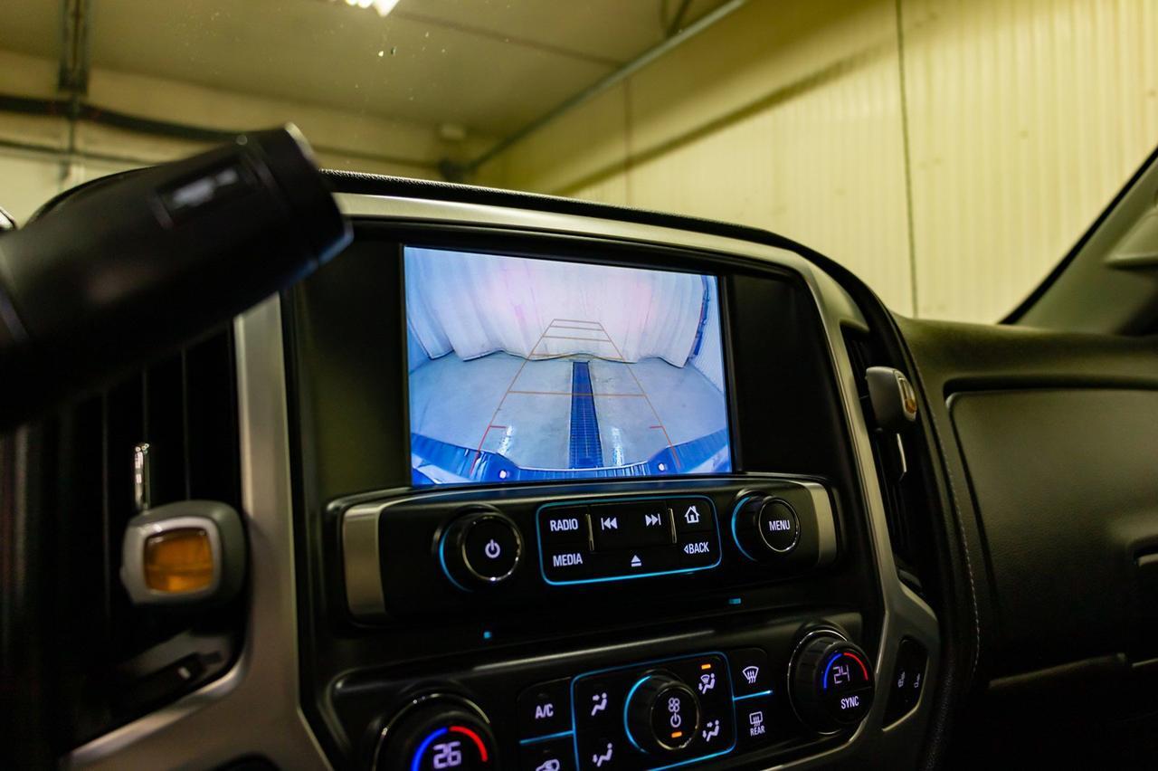 2018 GMC Sierra 3500HD 4x4 Crew Cab SLT Diesel Leather Roof Nav Red Deer AB