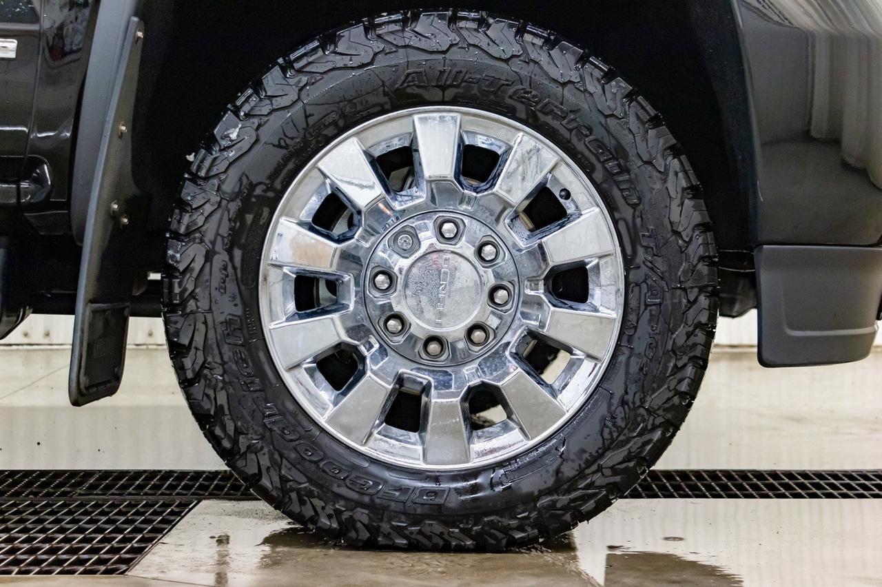 2018 GMC Sierra 3500HD 4x4 Crew Cab SLT Diesel Leather Roof Nav Red Deer AB