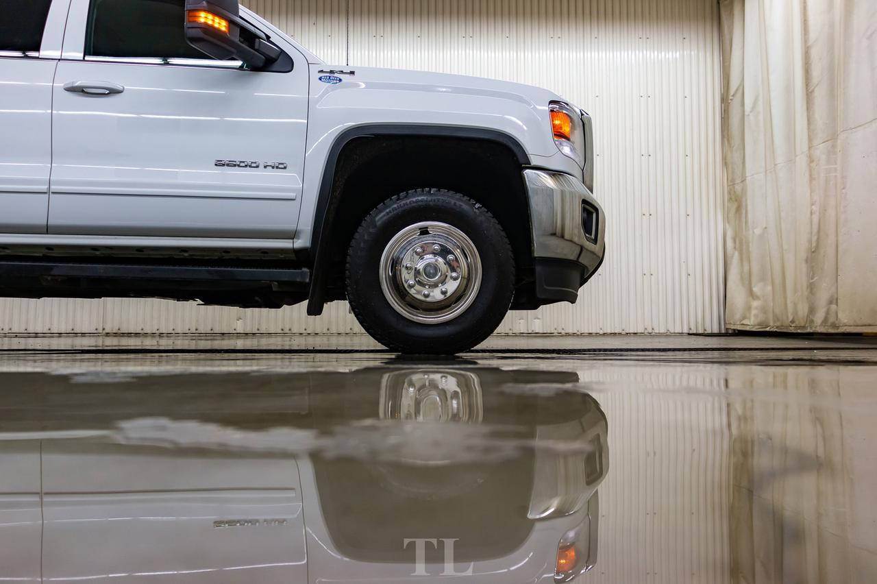 2018 GMC Sierra 3500HD 4x4 Double Cab SLE Deck BCam Red Deer AB