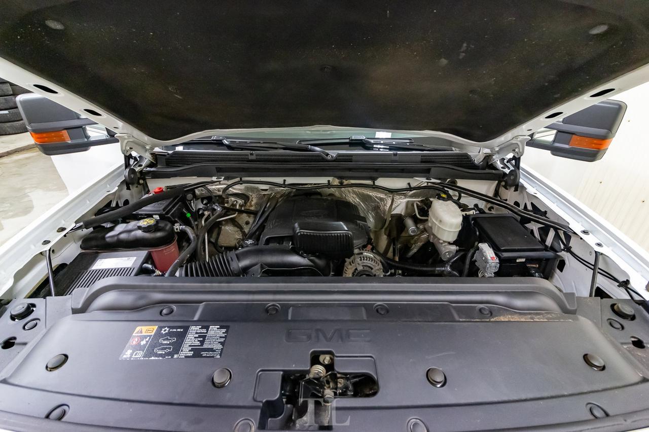 2018 GMC Sierra 3500HD 4x4 Double Cab SLE Deck BCam Red Deer AB