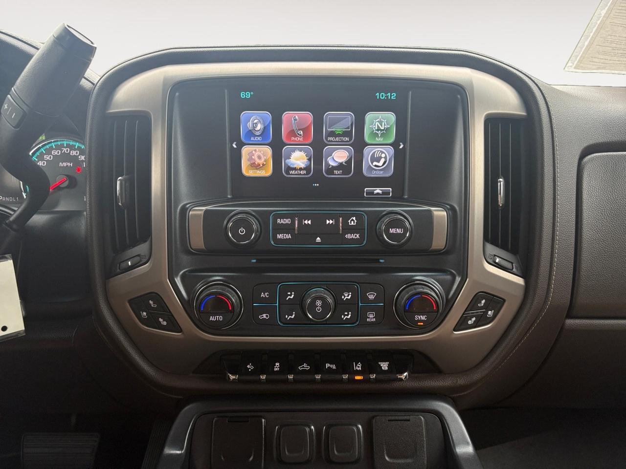 2018 GMC Sierra 3500HD Denali, BOSE SPEAKERS, EZ-LIFT AND LOWER TAILGATE, REAR SLIDING WINDOW, UNIVERSAL GARAGE DOOR OPENER, HEATED SEATS, MEMORY SEATS, BLUETOOTH, BED LINER, HEATED MIRRORS, POWER MIRRORS, LOW MILES Norfolk VA