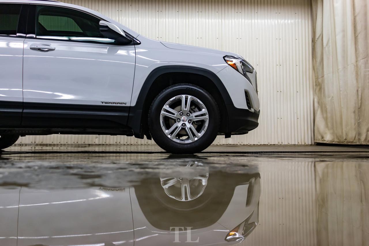 2018 GMC Terrain AWD SLE Diesel Roof Nav Red Deer AB