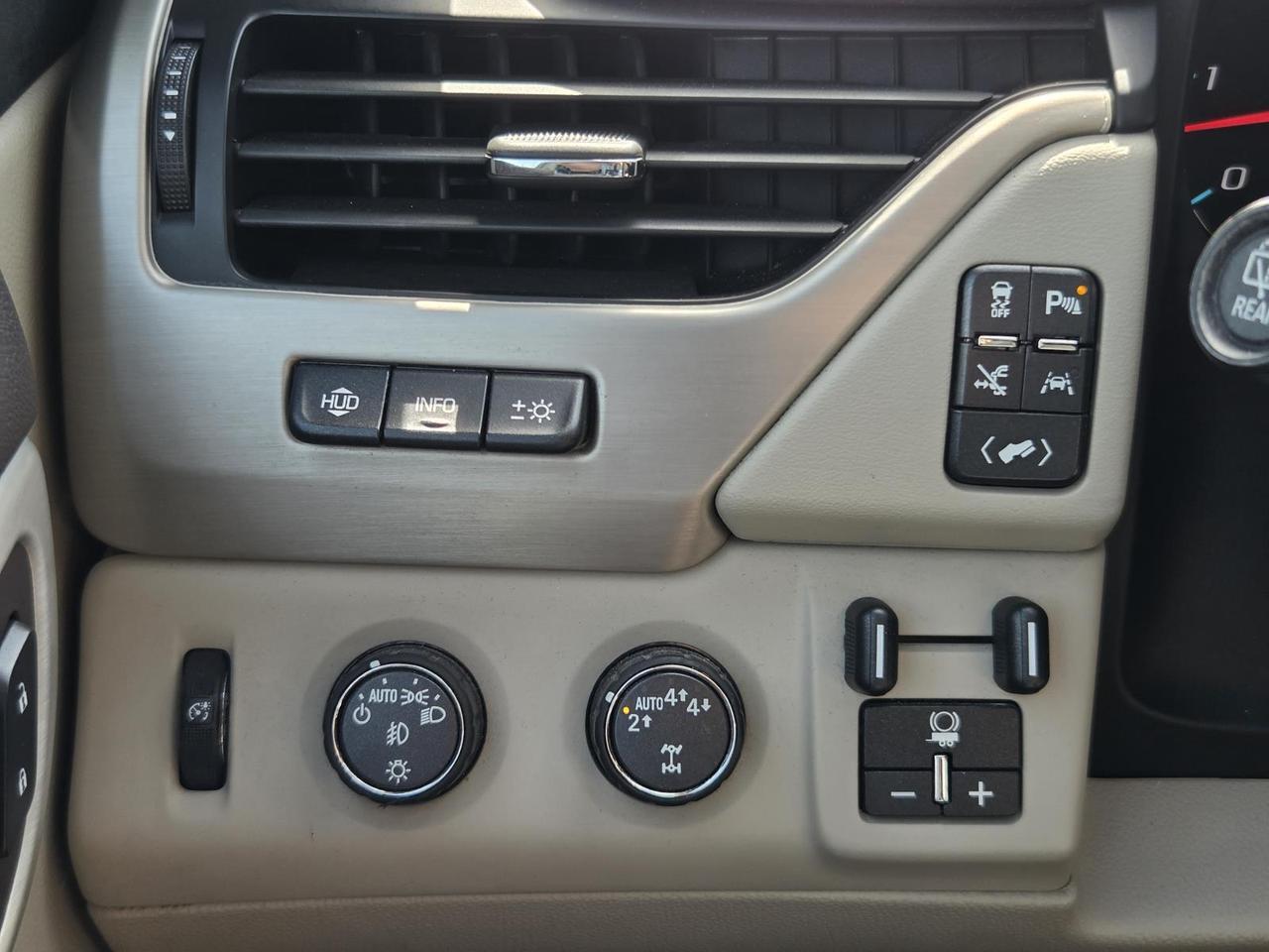 2018 GMC Yukon 4WD 4dr Denali Beeville TX