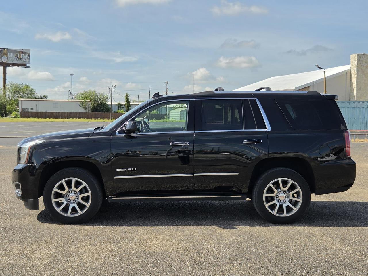 2018 GMC Yukon 4WD 4dr Denali Beeville TX