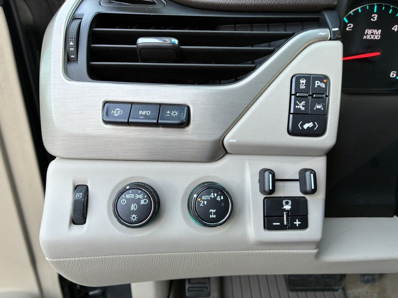 2018 GMC Yukon Denali Charlton MA