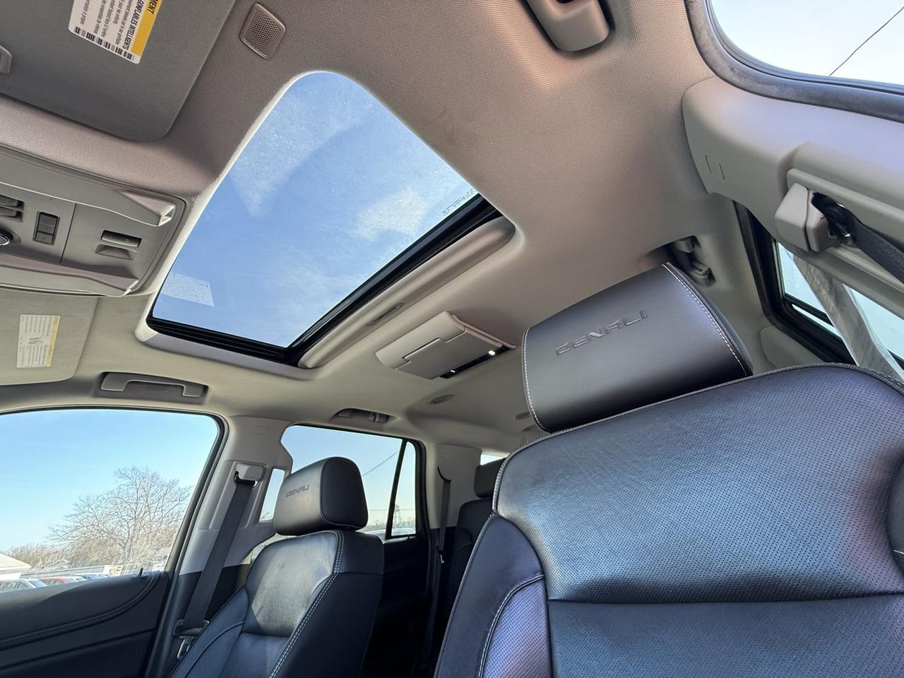 2018 GMC Yukon Denali Crestwood KY