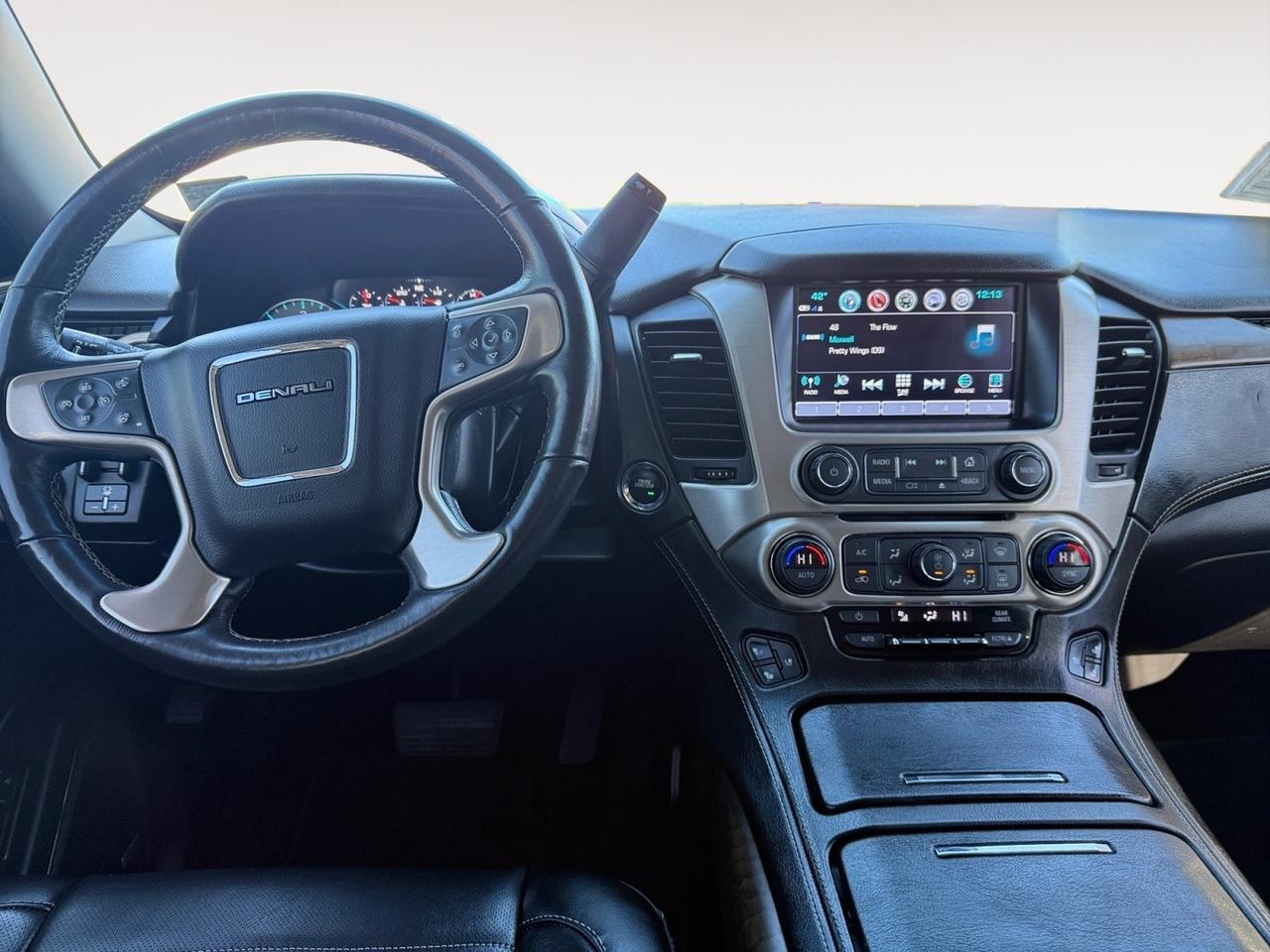 2018 GMC Yukon Denali, HEATED AND VENTILATED SEATS, HEATED 2ND ROW, UNIVERSAL GARAGE DOOR OPENER, WIFI, HEATED STEERING WHEEL, POWER FOLDING MIRRORS, 3RD ROW, BOSE SPEAKERS, POWER LIFTGATE, WIRELESS CHARGING PAD, LUGGAGE ROOF RACK, ONLY 1 OWNER, CLEAN CARFAX, LOW M