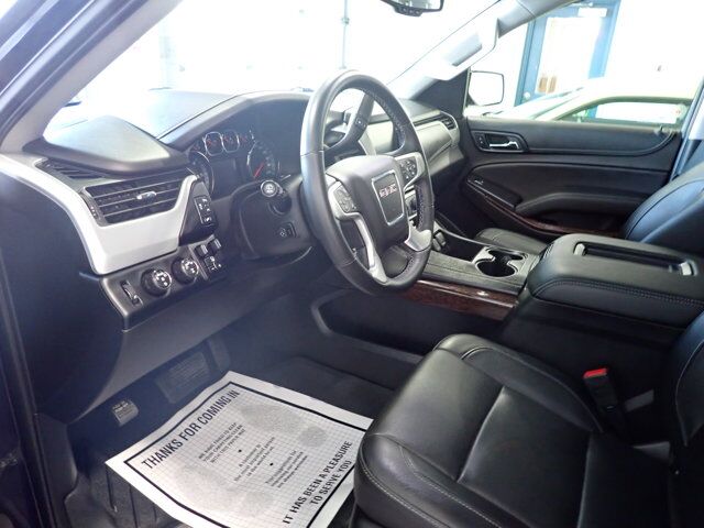 2018 GMC Yukon SLT 4WD LEATHER NAVI SUNROOF DVD CAPT CHAIRS Listowel ON
